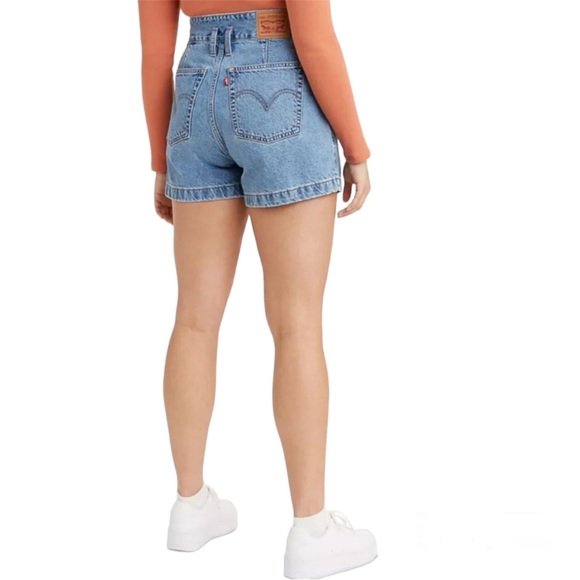 Levi's 100% Cotton Denim High-Waisted Mom Shorts - Picture 3 of 8
